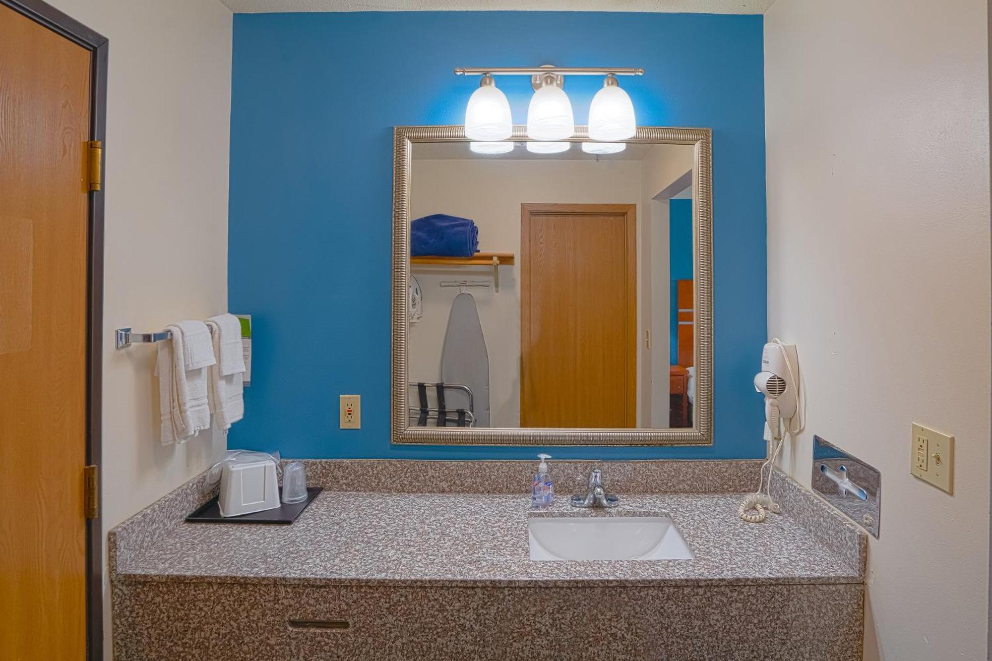 Hotel Oyo Near Jackpot Casino Redwood Falls