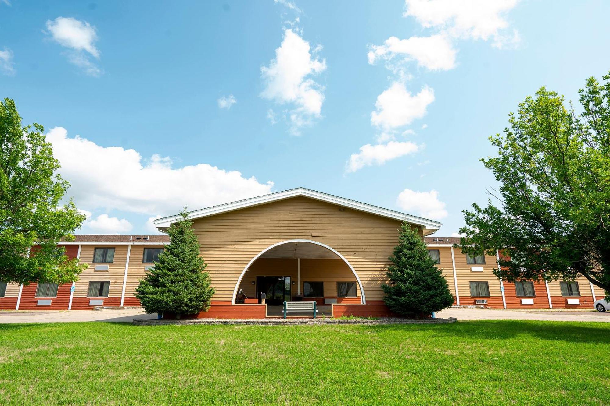 Hotel Oyo Near Jackpot Casino Redwood Falls